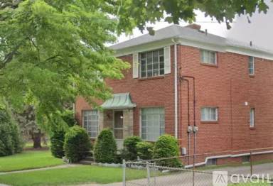 Main picture of 709 Eleanor Ave