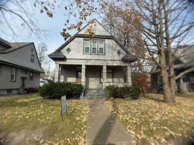 Main picture of 1809 W Callender Ave