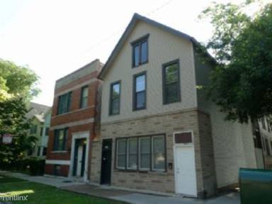 Main picture of 1641 W Waveland Ave
