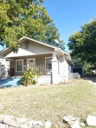 Main picture of 1141 S Wheeling Ave