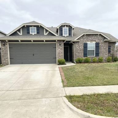 Main picture of 10380 S Nathan St