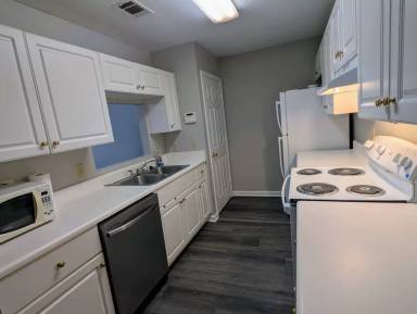 Main picture of 901 Tomahawk Ct