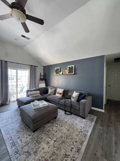 Main picture of 80 Williamson Ct