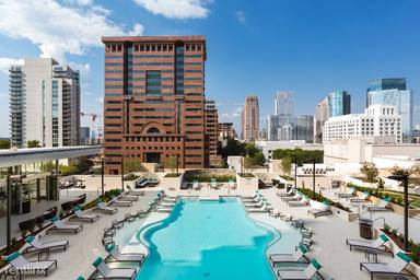 Main picture of 915 Peachtree St NE