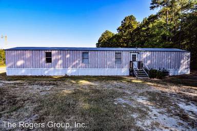 Main picture of 33 Country Ln