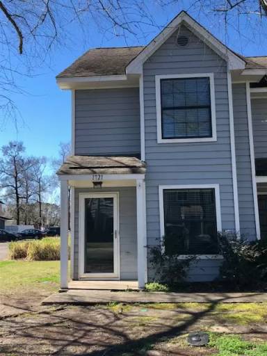 Main picture of 1712 Deer Path Dr