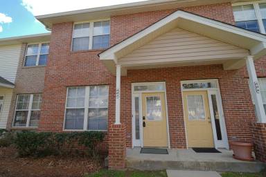 Main picture of Camellia Gardens Condominiums