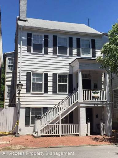 Main picture of 420 London St