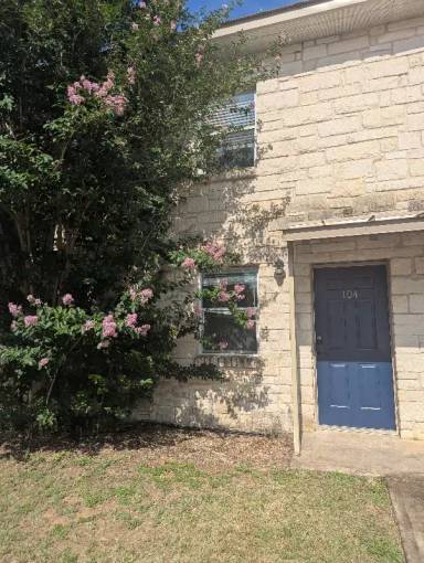 Main picture of 114 Scofield Ave