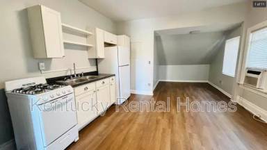 Main picture of 445 Davidson Ct