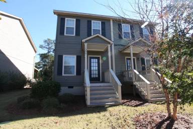Main picture of 1350 Gatewood Dr