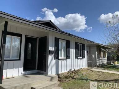 Main picture of 5744 Kester Ave