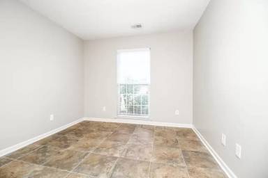 Main picture of 2963 Buckner Ln