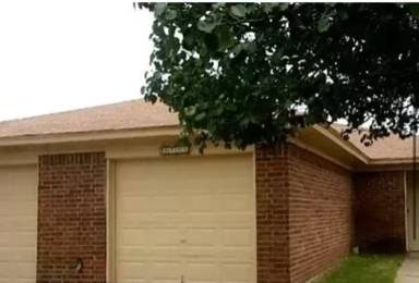 Main picture of 3715 Hulen Park Cir