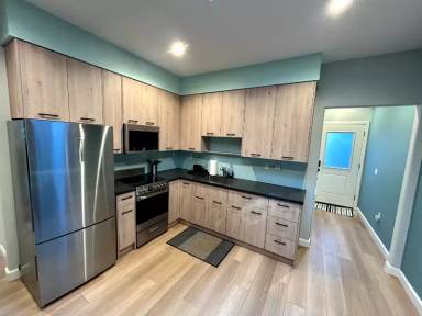 Main picture of 417A Manzanita St