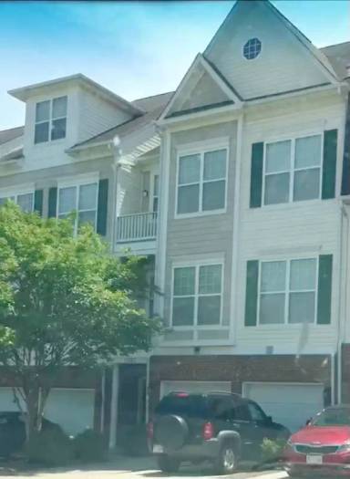 Main picture of 13907 Hollow Wind Way