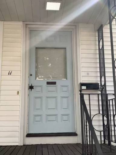 Main picture of 11 Stuart St
