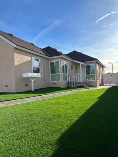 Main picture of 5518 Via Corona St