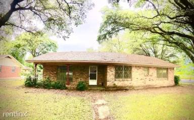 Main picture of 1208 Tulane Dr