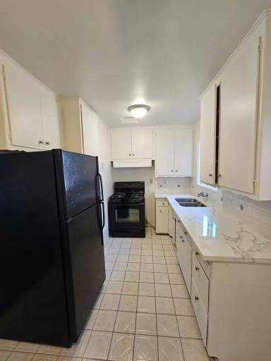 Main picture of 724 N Isabel St