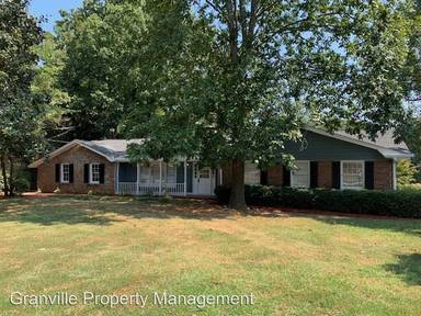 Main picture of 3856 Woodyhill Dr