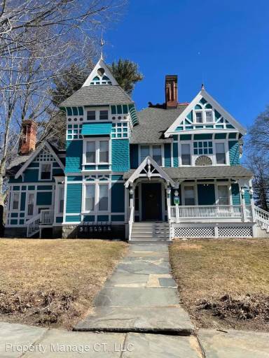 Main picture of 36 Bellevue Ave