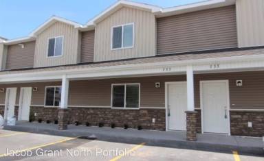 Main picture of 101-161 Lincoln Dr Townhouses