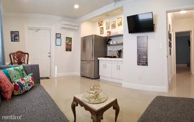 Main picture of 4122 N Circle Dr