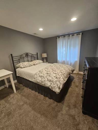 Main picture of 9661 Montclair Dr