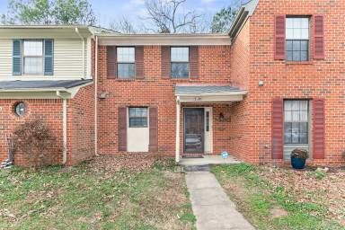 Main picture of 360 Deputy Ln