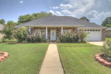 Main picture of 7508 Palisades Dr