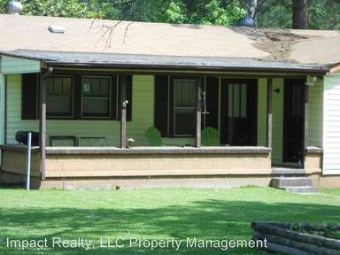 Main picture of 300 Aderholt St
