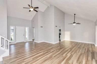 Main picture of 127 Nelson Cir