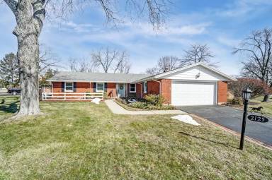 Main picture of 2125 Oak Tree Dr E