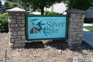 Main picture of 3335 N Lakeharbor Ln