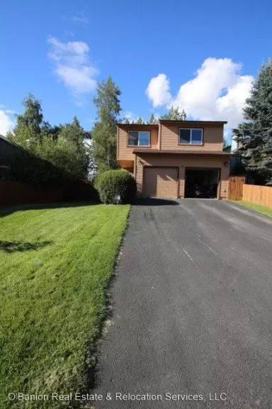 Main picture of 5901 Keyann Cir