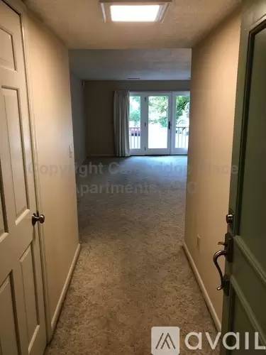 Main picture of 1851 Melrose Ave