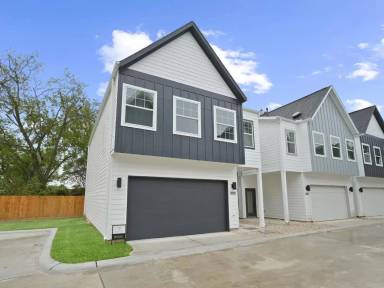 Main picture of 4020 Northfield Ln