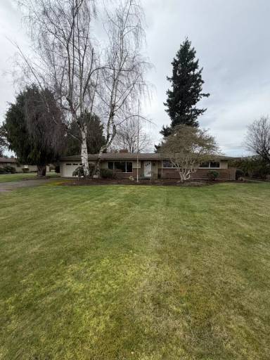 Main picture of 6209 Northwest Dr