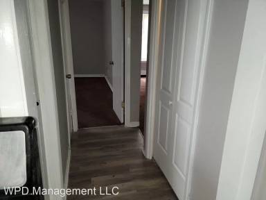 Main picture of 14110 S School St