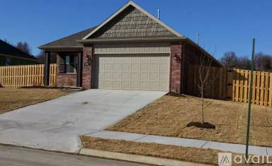 Main picture of 3008 W Marble Dr