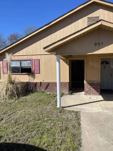 Main picture of 905 Morris St