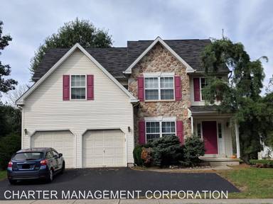 Main picture of 131 Riverwoods Dr