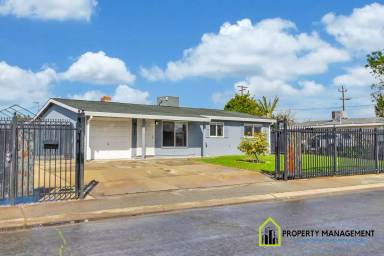 Main picture of 8031 Andora Way