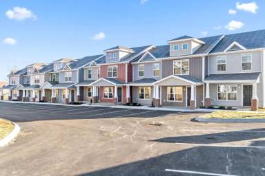 Main picture of 638 Stowe Ct
