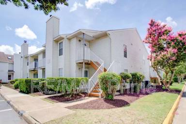 Main picture of 511 Summit Ct