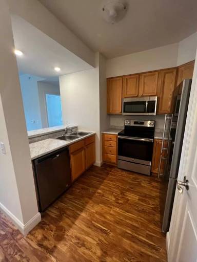 Main picture of 180 Perimeter Dr