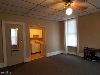 Main picture of 449 E High St
