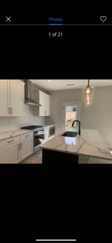 Main picture of 835 Oak Center Dr