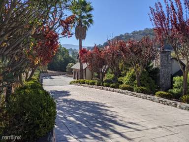 Main picture of 28050 Horseshoe Ct